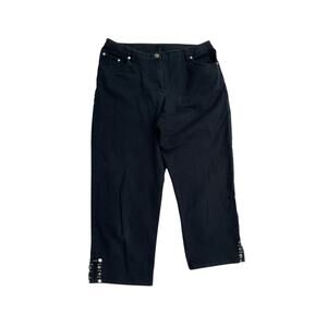 HEARTS OF PALM, SIZE 10, BLACK DENIM CAPRI WITH EMBELLISH
